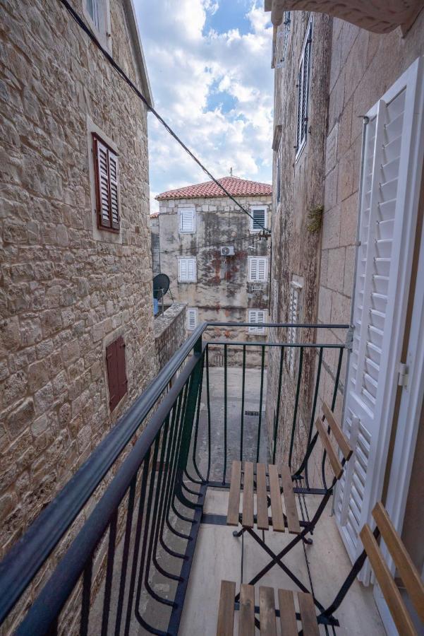Old Town Makarska Apartments - Central Square Exterior foto